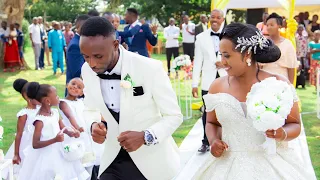 Highlights on Esua + Bridget's memorable Wedding