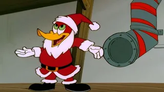 Woody dresses up as Santa Claus | Woody Woodpecker