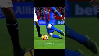 Lionel Messi UNREAL Move 💥🔥🤩 | #footballshorts #shorts