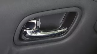 2017 INFINITI QX80 -  Automatic Door Locks