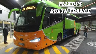 Arrivée et départ du flixbus (La gare de perrache laLyon in france )