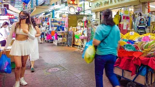 Walking Sampheng Market (The busiest market in Bangkok) / JAN 2022