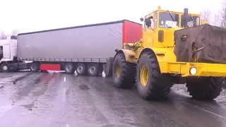 Под Курганом автобус врезался в фуру. Один человек погиб, шестеро в больнице