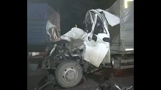 Под Воронежем в ДТП с тремя грузовиками погибли два человека