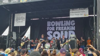 Bowling For Soup - 1985(live Houston Warped)