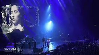 Alanis Morissette - Hand in My Pocket - Live at the 3 Arena Dublin 21-Jun-22