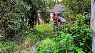 HOMEOWNER Was SHOCKED after We MOW The GRASS and said  was FREE  clean up grass overgrown front yard