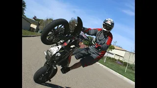 Jump to sit down circle, uturns, triangle, stalls and combos on CRF450R Supermoto Stunt Bike