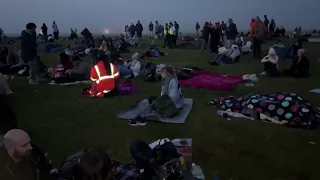 Stonehenge welcomes 8,000 visitors for summer solstice