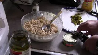 Ruokavinkki Tuna- Makaronisalaatti