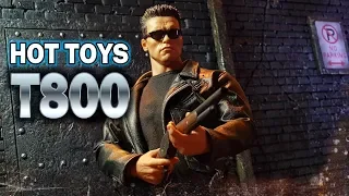 HOT TOYS MMS117 T800 FROM TERMINATOR 2. DIORAMA SHOWCASE