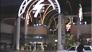 Galleria Mall tour 1989