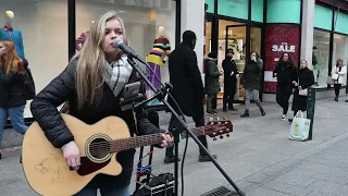 Dolly Partons "Jolene" covered by Dublins Zoe Clarke...