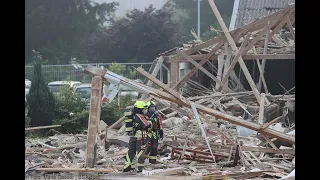 Günzburg: Leerstehende Tierzuchthalle nahe Bahnhof explodiert