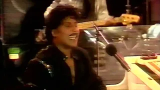 Little Richard - The Girl Can't Help It (live 1990)