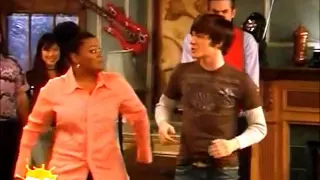 Drake and Josh - Everybody singing We will rock you