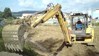 New Holland LB 115B - extreme work backhoe