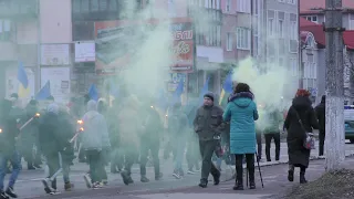 У Калуші смолоскипною ходою вшанували Героїв Небесної Сотні