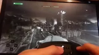 Steam controller + вид рук. Играю в Borderlands + Dying Light