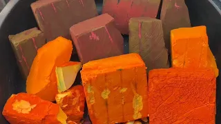 ASMR // Flaky orange & deep red dyed gym chalk crush