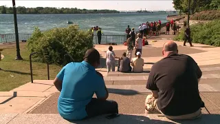 Two die in swift Niagara River currents