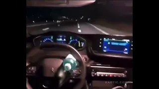 Idiot pays the price for "water bottle autopilot" test in highway: scary road car accident (Romania)