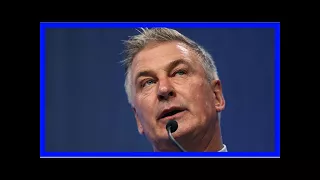 Alec baldwin mixes trump spoof with activism in iowa speech