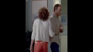 Dina Meyer looking good in pants 01