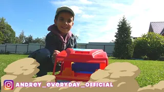 Kid play with car wash and fun washes his dirty bike /ride on toy bike