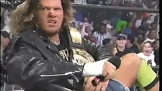 Fan blindside attacks Raven on WCW Thunder