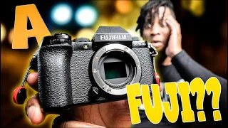 I'm SWITCHING!? Sony FANBOY tries Fuji for the FIRST TIME!! (Fuji X-S10)