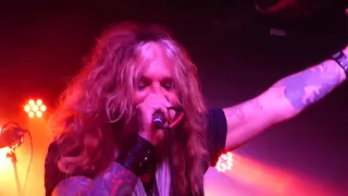 John Corabi - Hooligan's Holiday (Nashville, 10-27-15 - Live '94 audio sync)