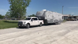 Ford F-150 with 5 1/2 foot bed & Open Range Light 5th Wheel do a 90 Degree Turn