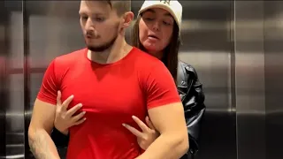 SHE TOUSHED MY SIZE IN ELEVATOR😱/PRANK IN THE ELEVATOR