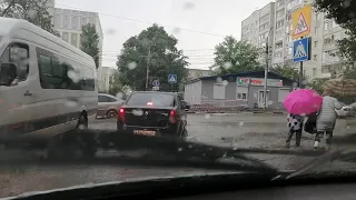 Потоп после ливня в Саратове. Июнь 2021