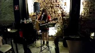 Gabi Suyama Live Acoustic - Zombie [Cervejaria do Gordo SP - 12/09/19]