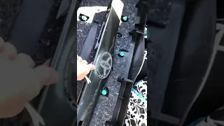 2009 Toyota Prius hatch handle replacement- short version