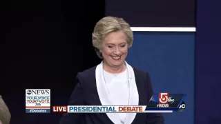 Hillary Clinton, Donald Trump don't shake hands before debate