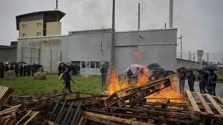 Во Франции протестуют сотрудники тюрем