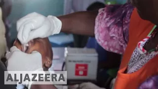 🇿🇲 Zambia cholera crisis: 'Burying people by the hundreds'