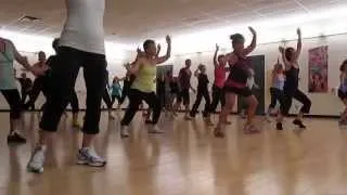 Dance Fitness Bailando - Enrique