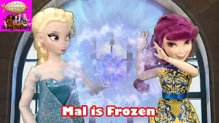 Mal is Frozen. Ben Can't Break the Ice - Part 36 - Descendants Shadow World Disney