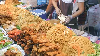 Thai Street Food in Phuket. Meat, Fish, Pad Thai and more at Banzaan Night Market. Patong, Thailand