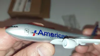 American Airlines Boeing 777 Metal DieCast Model Aircraft 1/400 Scale from Temu.