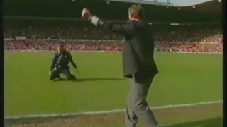 Manchester United v Sheffield Wednesday 10 April 1993