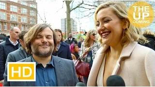 Jack Black & Kate Hudson premiere interview on Kung Fu Panda 3 & a threesome with Angelina Jolie