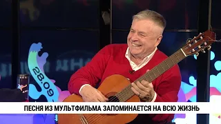 Григорий Гладков поет в студии телеканала «Хабаровск» / Смотри Хабаровск