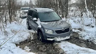 SKODA YETI, HUMMER H3, HAVAL H9 и MITSUBISHI PAJERO SPORT в зимнем лесу на разведке нового маршрута.