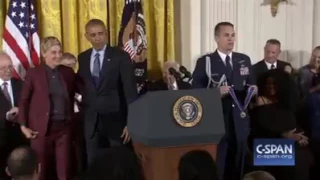 Ellen DeGeneres receives the Presidential Medal of Freedom from President Obama 11/22/16