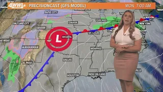 New Orleans Weather: Very warm Easter Sunday, few showers possible on Tuesday